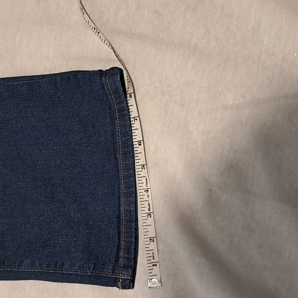 Loft Outlet Bootcut Jeans. Size 6. Medium Wash. - Picture 11 of 16